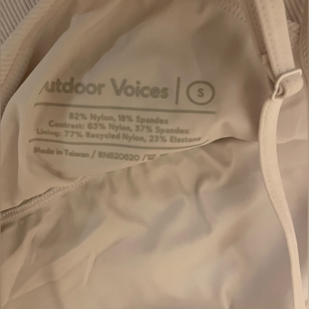 Outdoor Voices Ribbed Halter - Picture 2 of 3